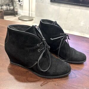 Stuart Weitzman Kalahari Hidden Wedge Bootie size 6.5